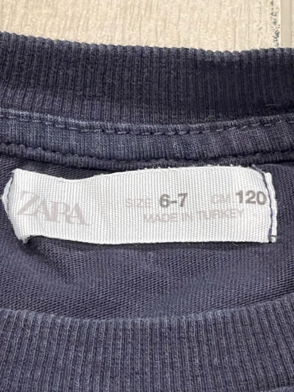 ZARA Kids New Destination NY Graphic T-Shirt Navy Blue Pink Size 6–7 cool